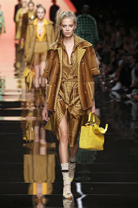 fendi aw19 show|fendi ready to wear collection.